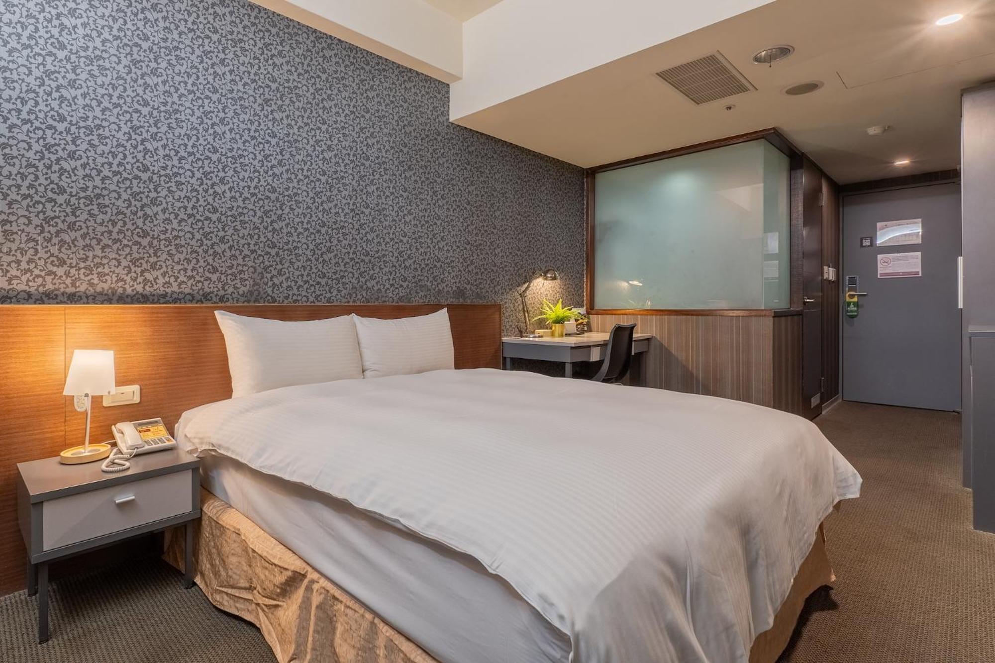 The Galerie Hotel Taichung Exterior foto