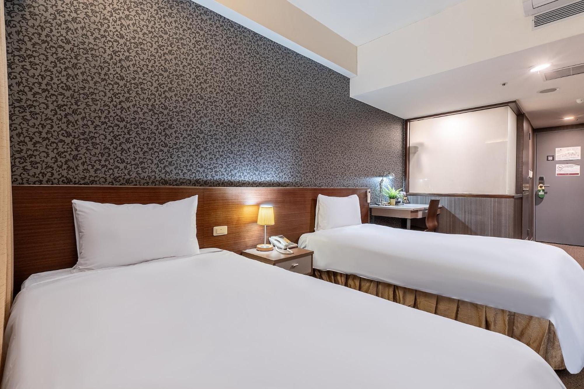 The Galerie Hotel Taichung Exterior foto