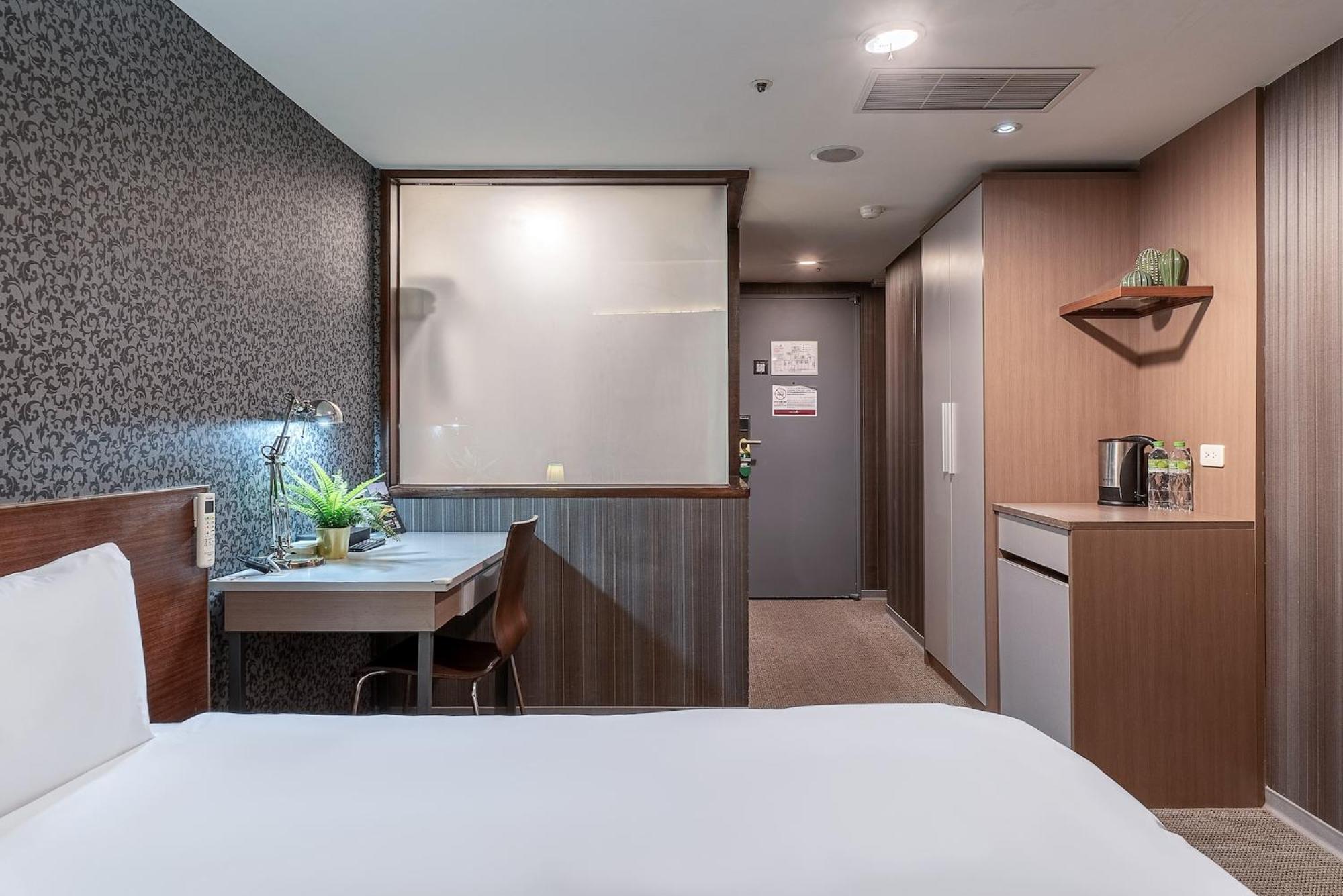 The Galerie Hotel Taichung Exterior foto