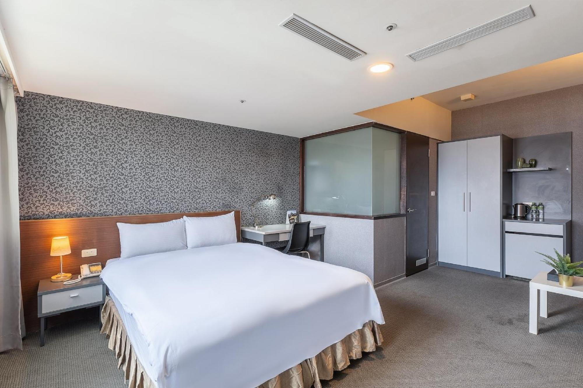 The Galerie Hotel Taichung Exterior foto