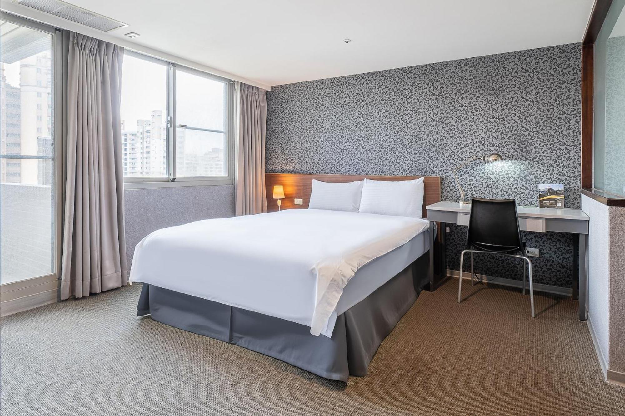 The Galerie Hotel Taichung Exterior foto